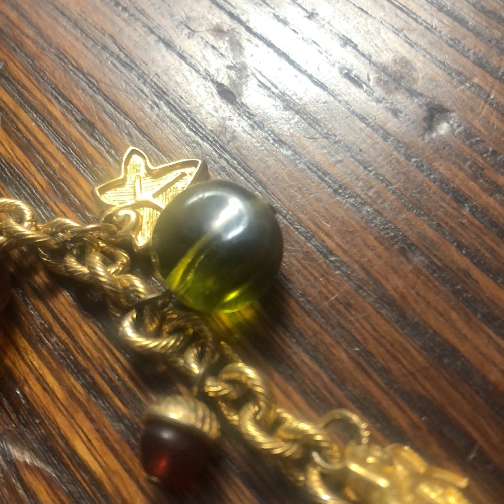 Stunning vintage charm bracelet - Picture 7 of 9